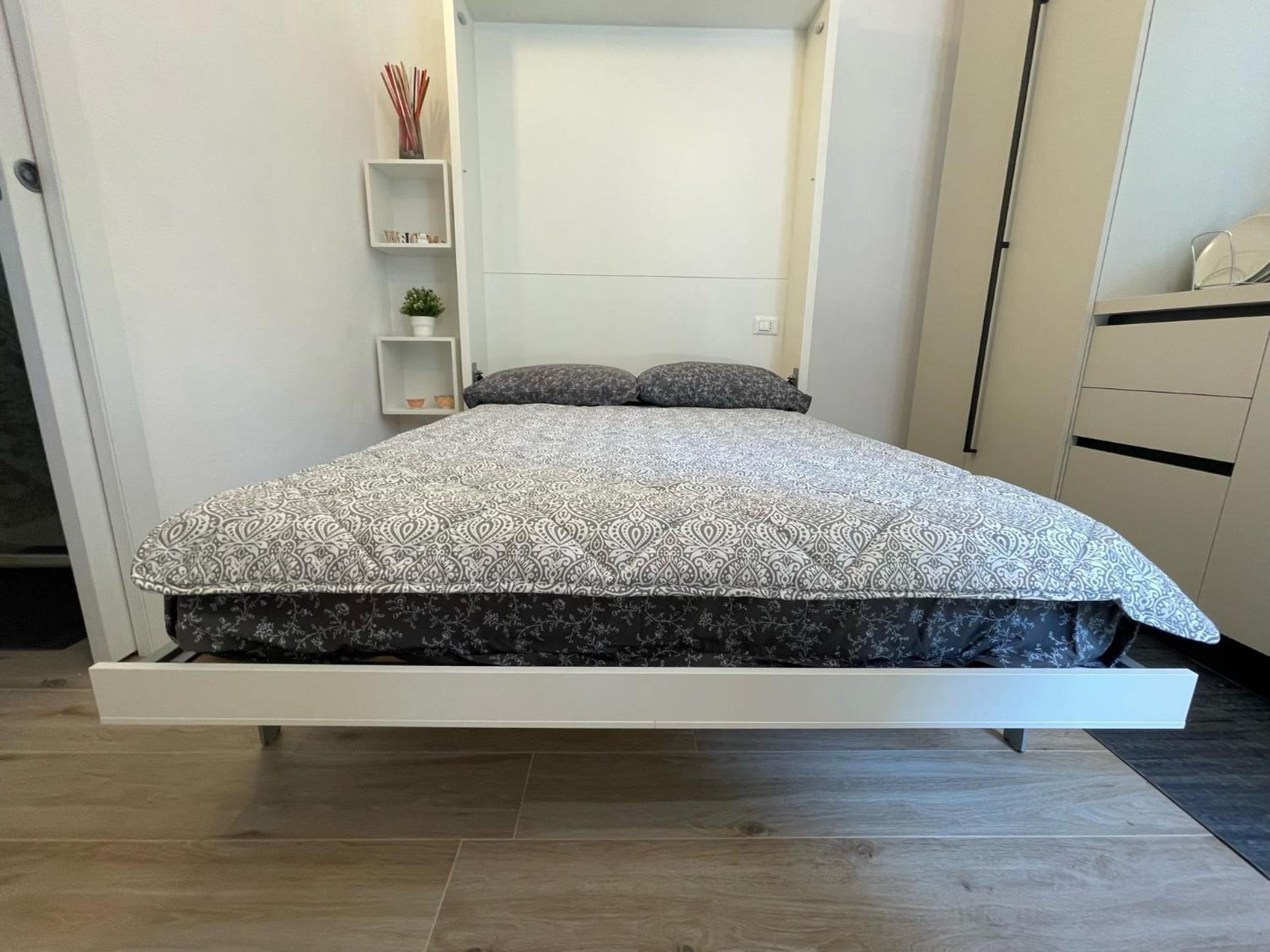 Apartamento Grazioso Monolocale Milán